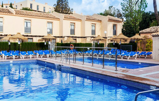 Ramada Hotel & Suites by Wyndham Costa del Sol - Fuengirola