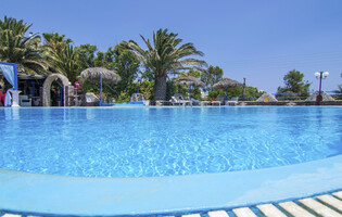 Pantheon Hotel - Perissa