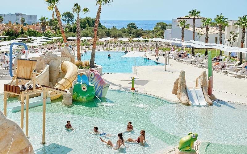 Club Tropicana photo 30