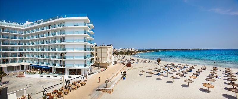 Universal Hotel Perla photo 1
