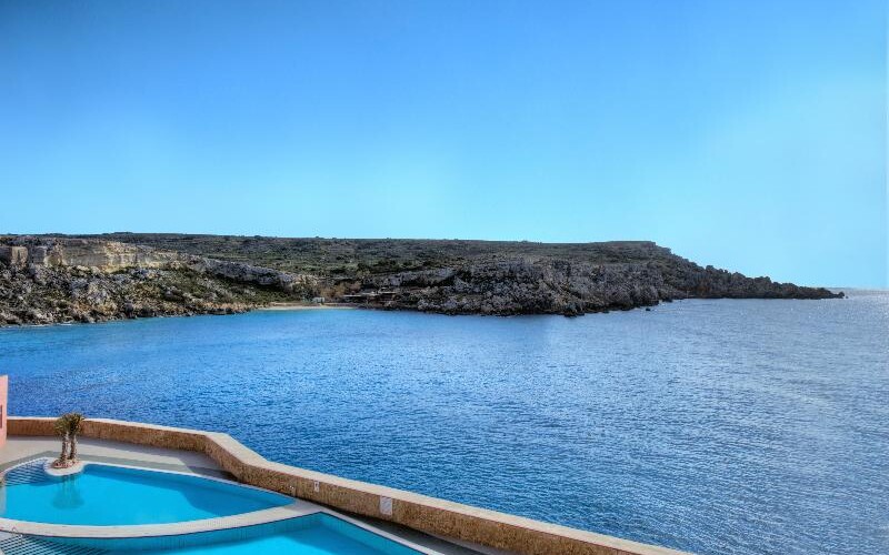 Paradise Bay photo 15