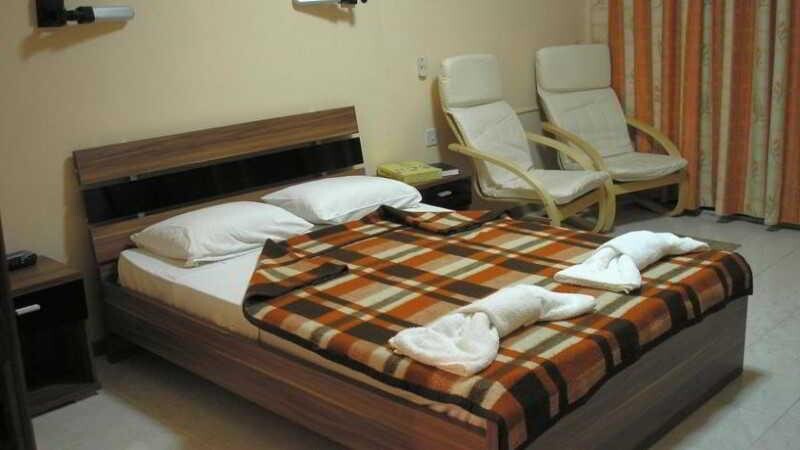 Relax Inn photo 13