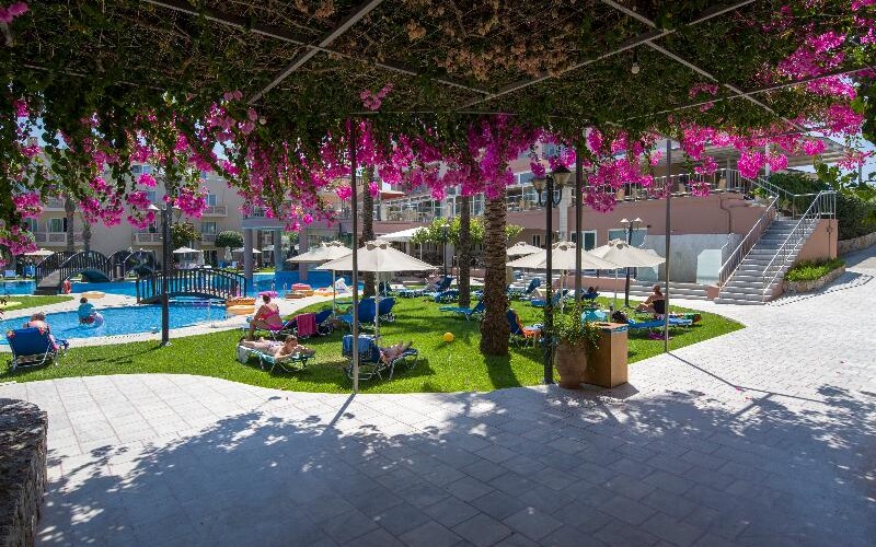 Selini Suites photo 43