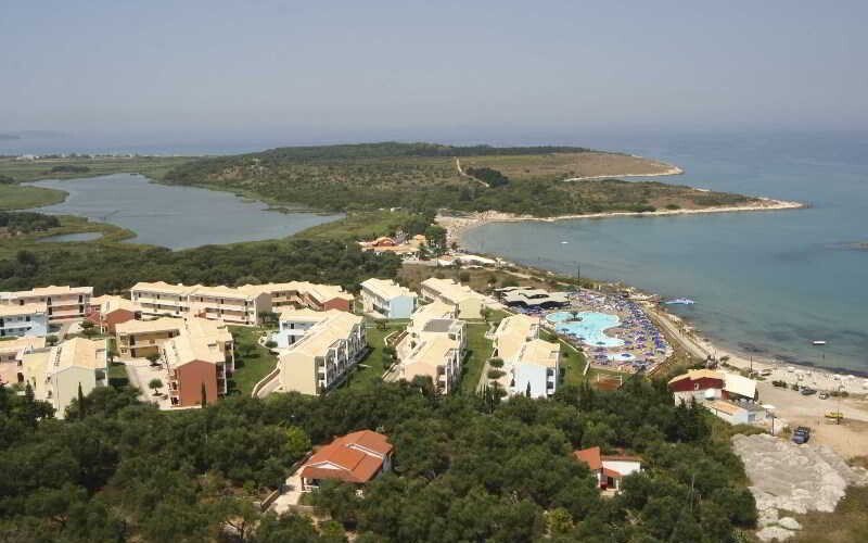 Mareblue Beach photo 7