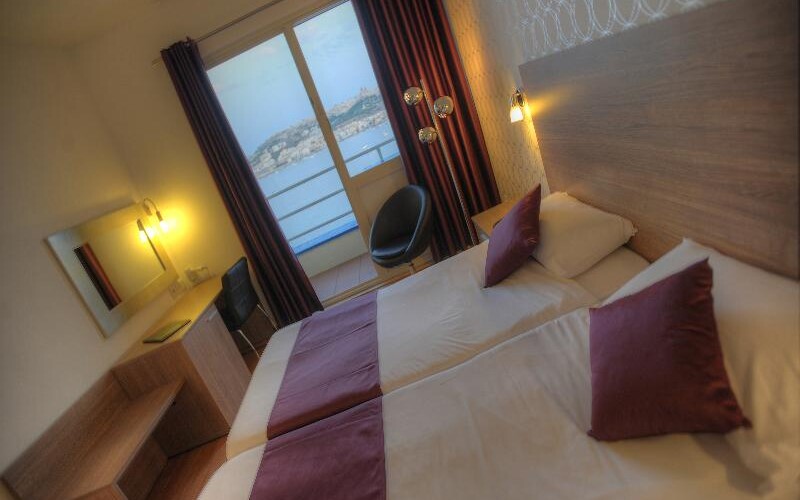 Mellieha Bay photo 20