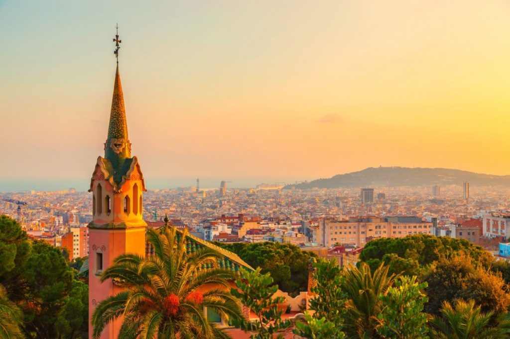 Barcelona szlakiem Gaudiego. Największe zabytki stolicy Katalonii