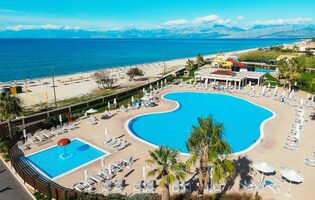 Almyros Beach Resort & Spa - Acharavi